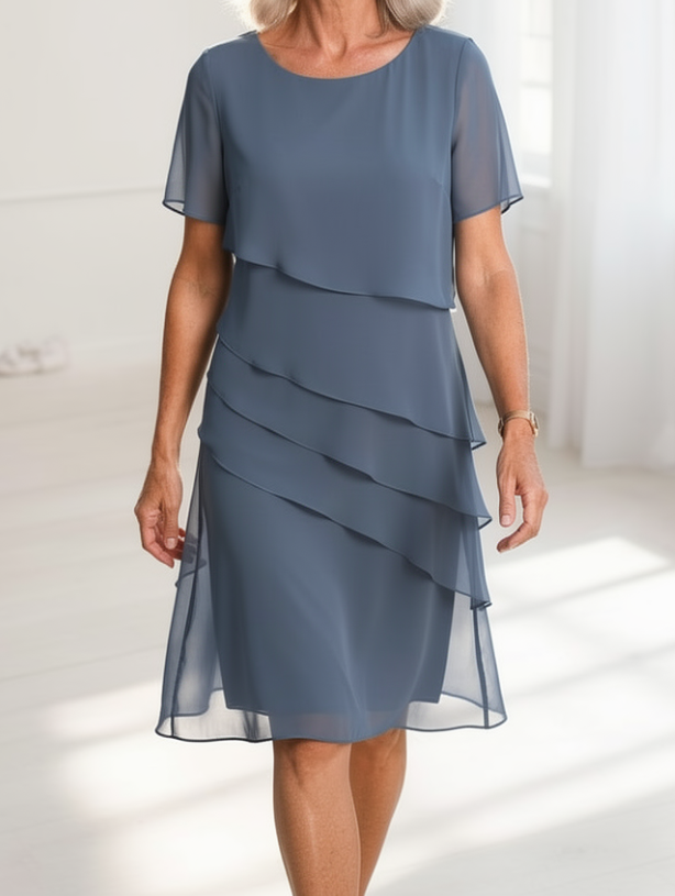Julia – Elegant Flowing Dress with Ruffles
