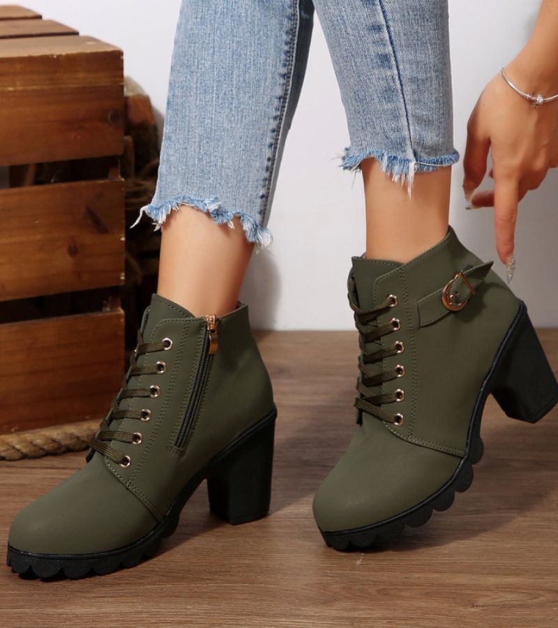 Black Lace-Up Boots for Women (8)