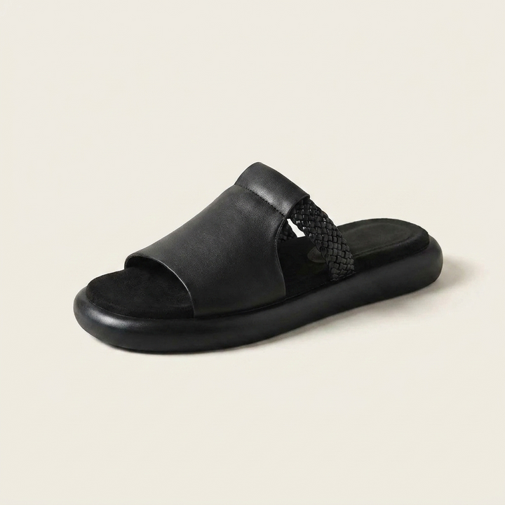 Comfortable Women's Leather Flats for Summer in Black 1