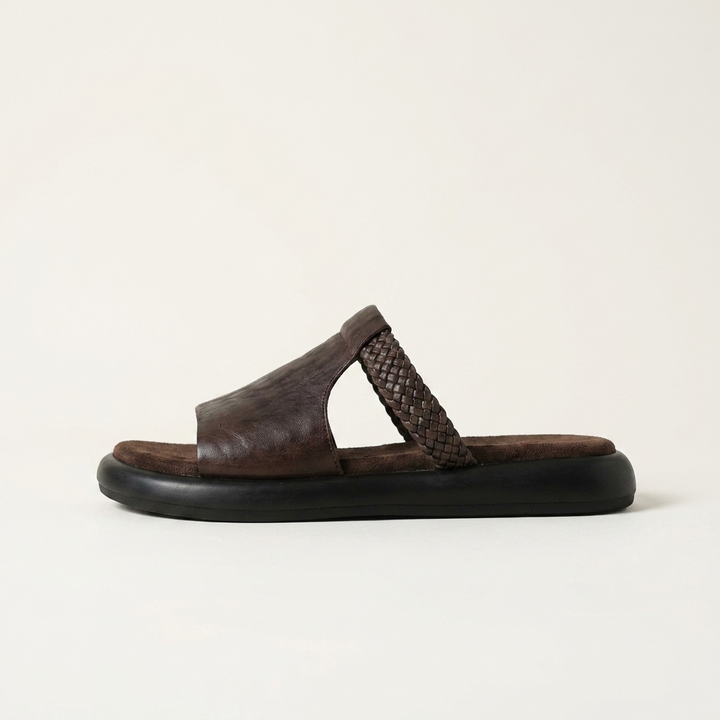 Comfortable Women's Leather Flats for Summer in Brown 2