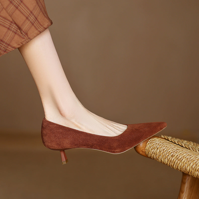 Elegant Slip-On Leather Flats for Women (2)