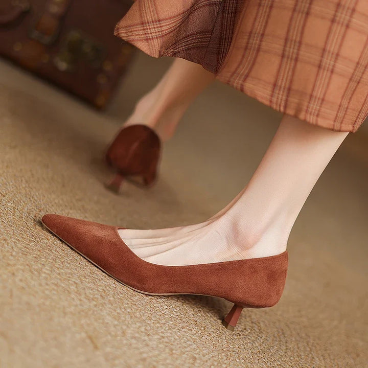 Elegant Slip-On Leather Flats for Women (3)