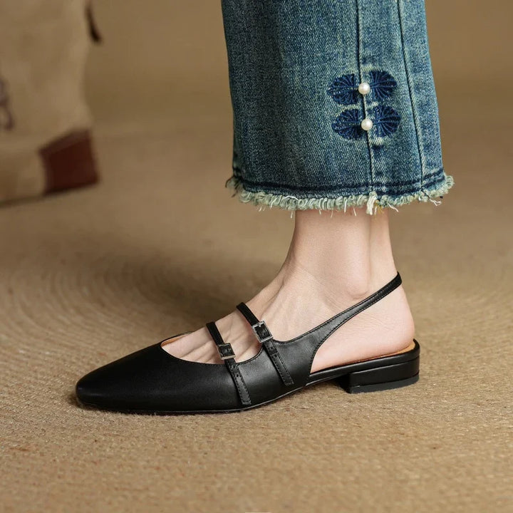 Elegant Women's Leather Flats for Everyday in Black