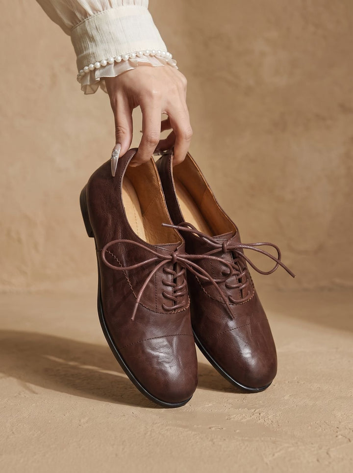 Lace-Up Women's Leather Flats for Timeless Comfort (11)