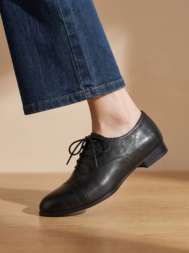 Lace-Up Women's Leather Flats for Timeless Comfort (15)