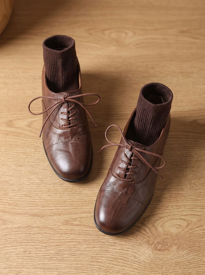 Lace-Up Women's Leather Flats for Timeless Comfort (16)