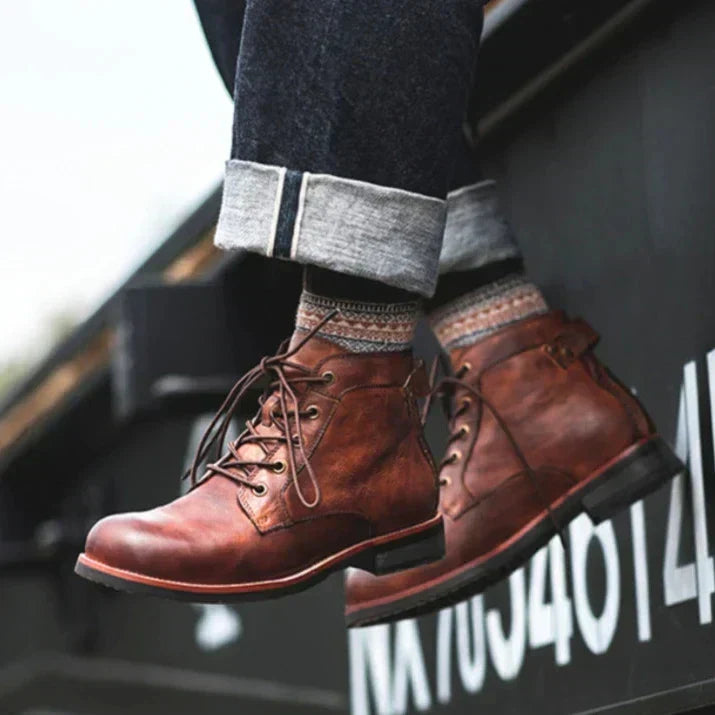 Men's Lace-up Leather Boots for Fall (5)