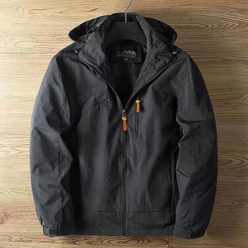Men's Lightweight Water-Repellent Fall Jacket in Black