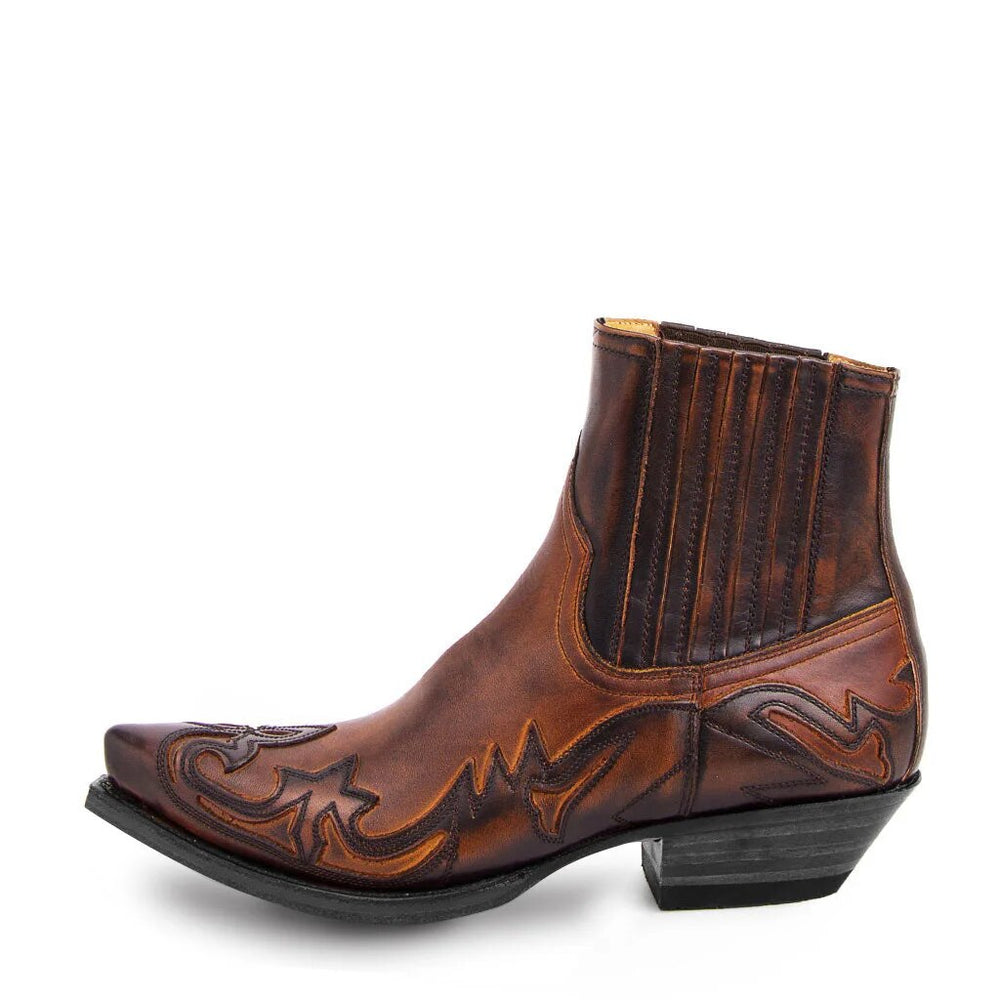 Men's Vintage Cowboy Boots for Fall in Brown