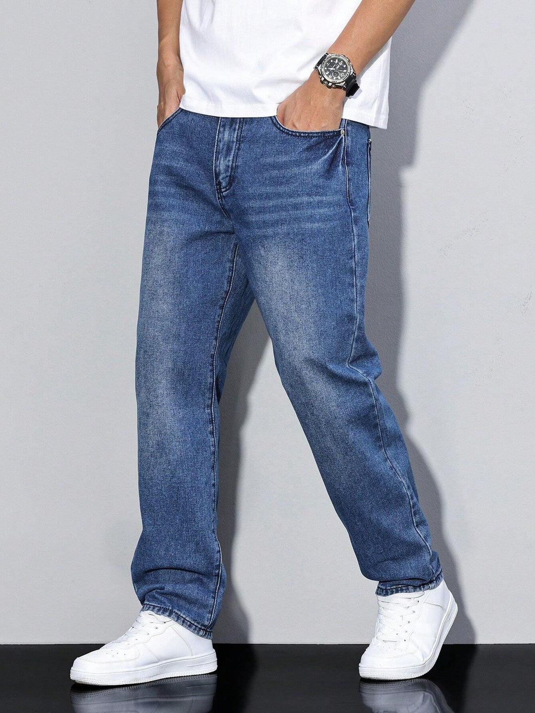 Men's Wide Leg Denim Jeans for Fall in Navy Blue