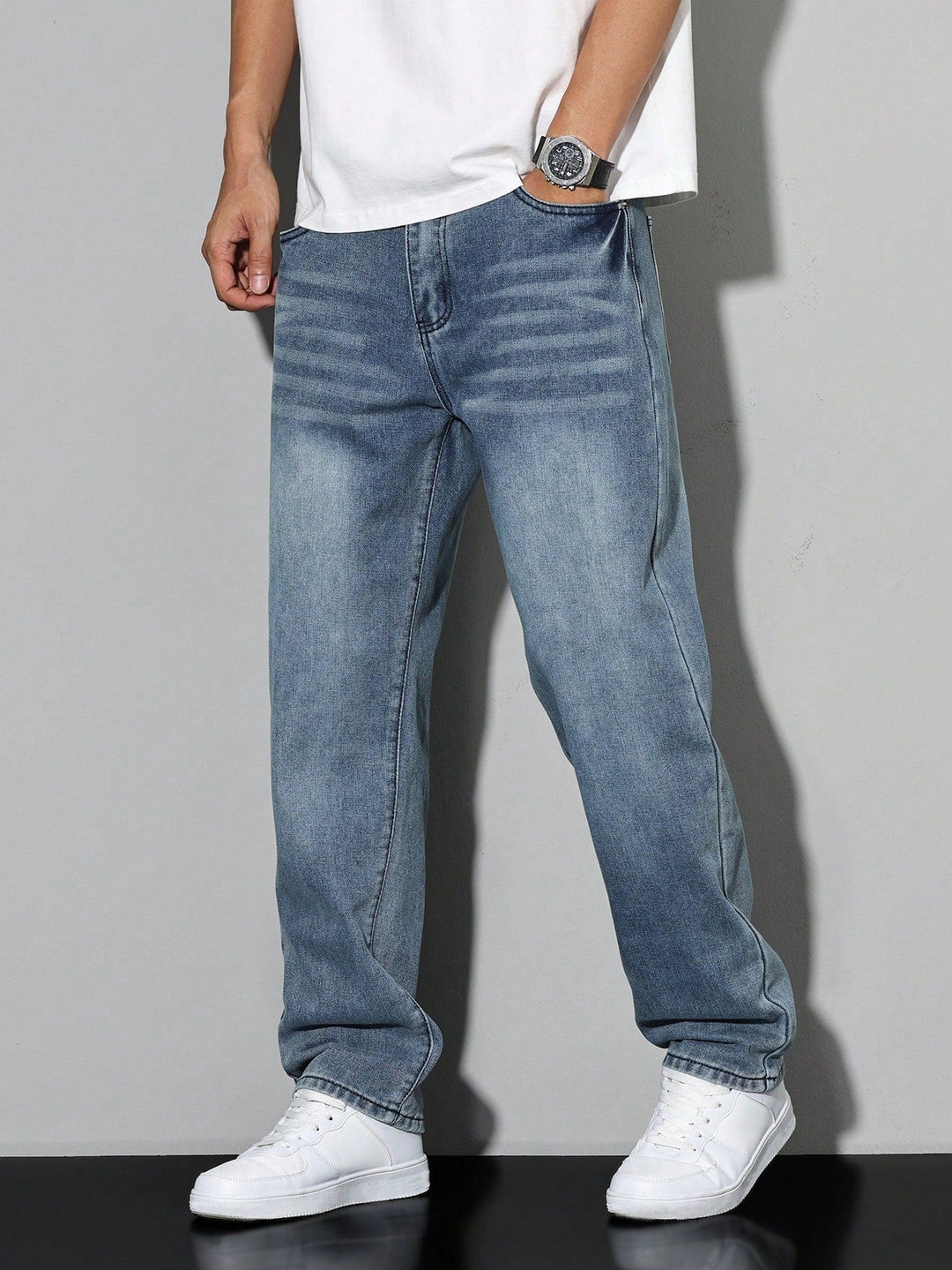 Men's Wide Leg Denim Jeans for Fall in Pale Blue