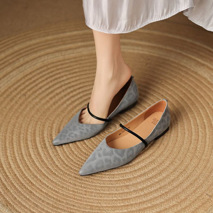 Pointed-Toe Women's Leather Flats Slip-On (2)
