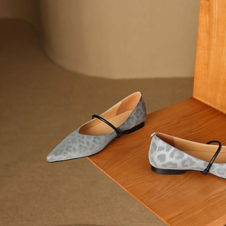 Pointed-Toe Women's Leather Flats Slip-On (4)