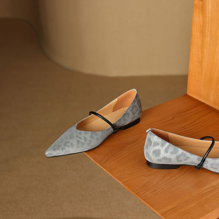 Pointed-Toe Women's Leather Flats Slip-On (4)