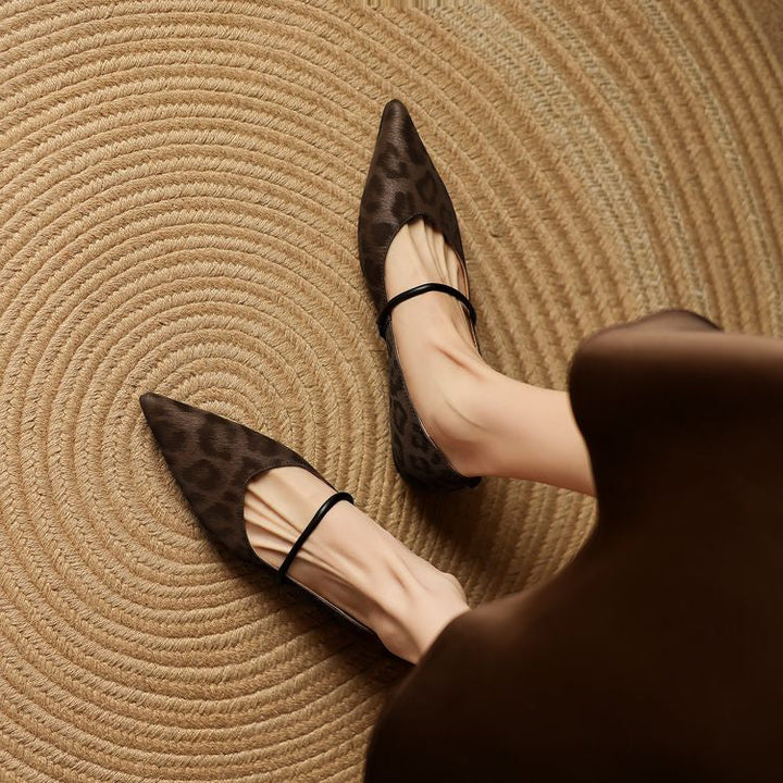 Pointed-Toe Women's Leather Flats Slip-On (7)