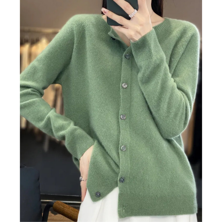 Women's Breathable Crew Neck Pullover for Layering in Light Green