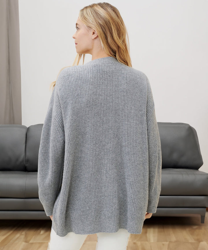 Women's Cardigan in Oversized Knit for Layering (10)