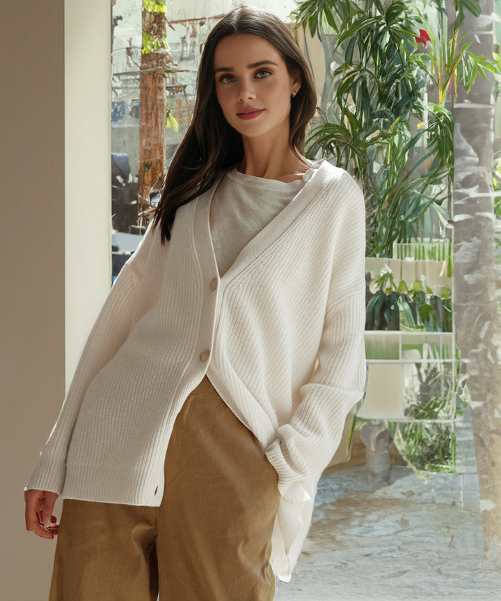 Women's Cardigan in Oversized Knit for Layering (14)