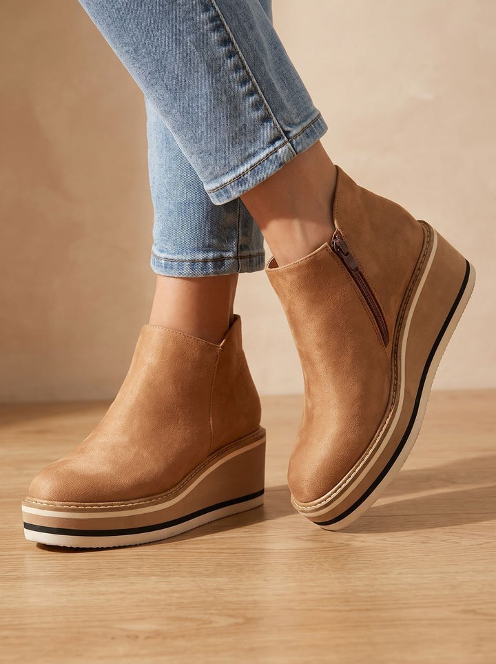 Women's Cowboy Boots in Waterproof Faux Leather in Khaki