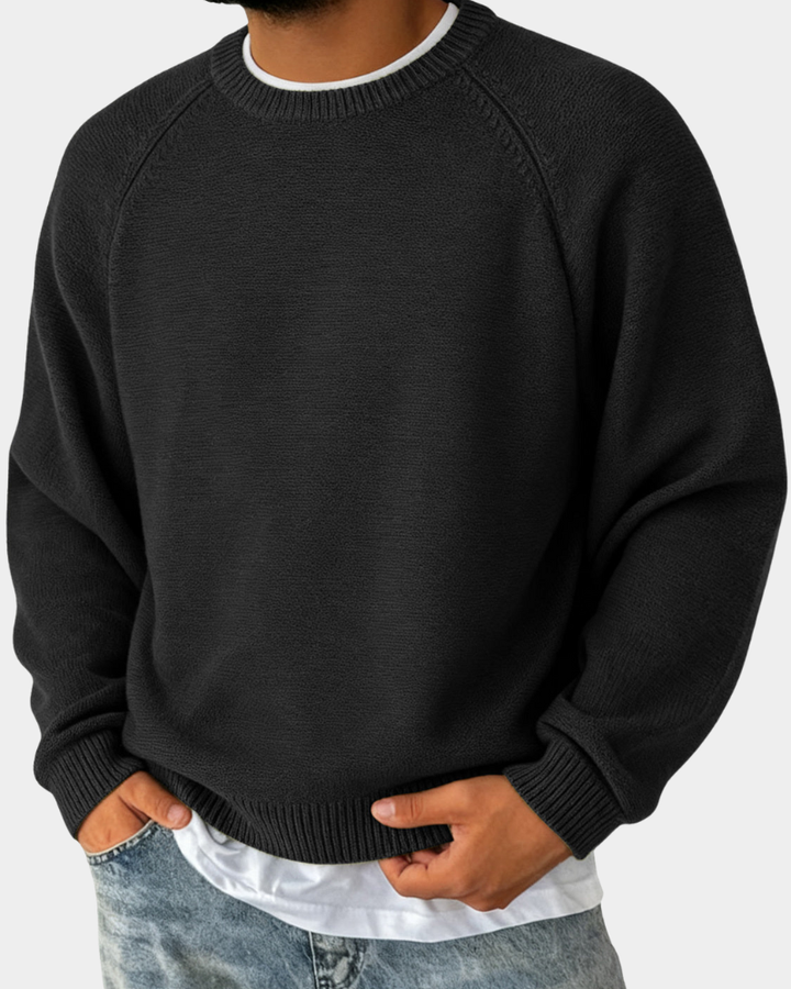 Women's Crew Neck Sweater for Fall Layering in Black