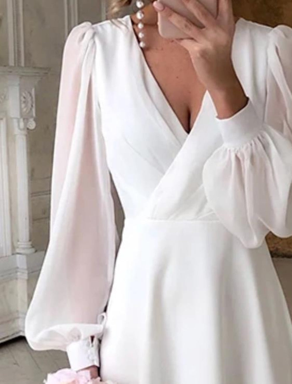 Women's Elegant Flowing Long Sleeve Wedding Dress (2)