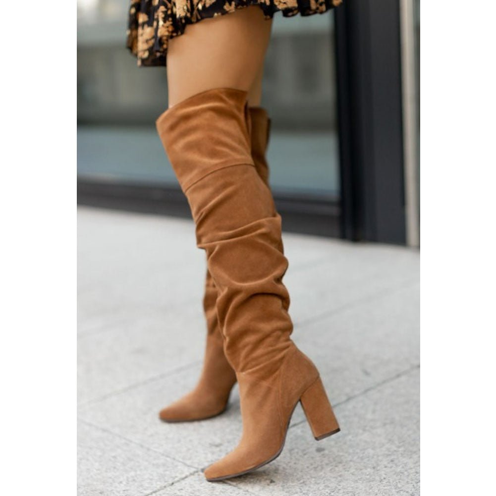 Women's Elegant Knee-High Slip-On Boots in Brown