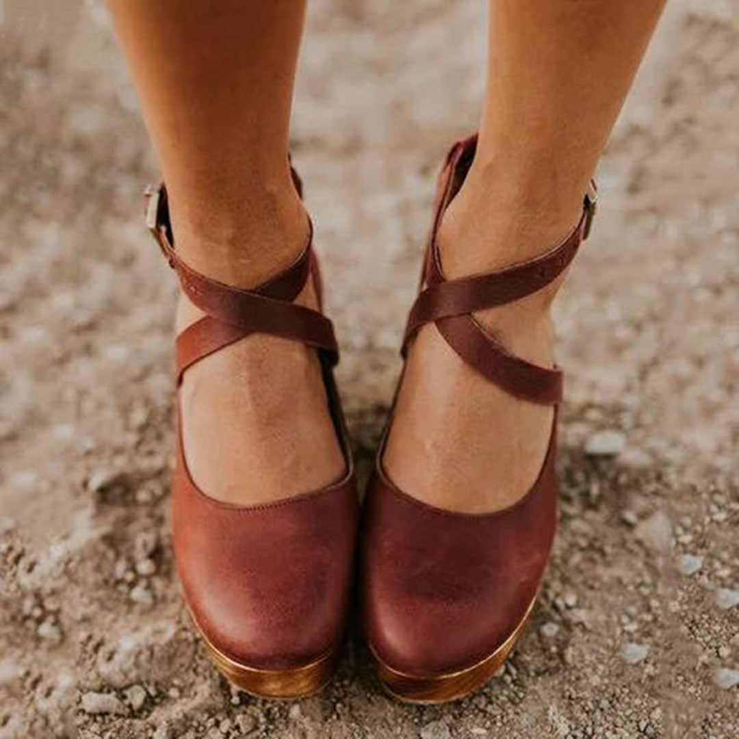 Women's Elegant Leather Vintage Wedge Pumps in Brown