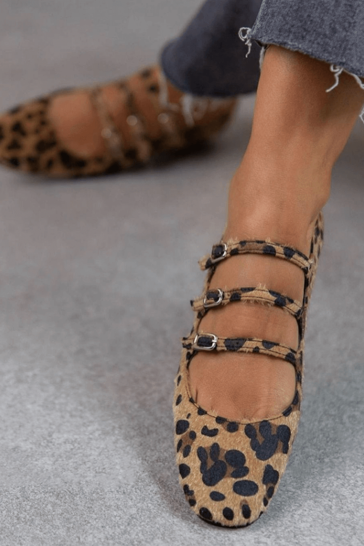 Women's Elegant Leopard Print Leather Flats (2)