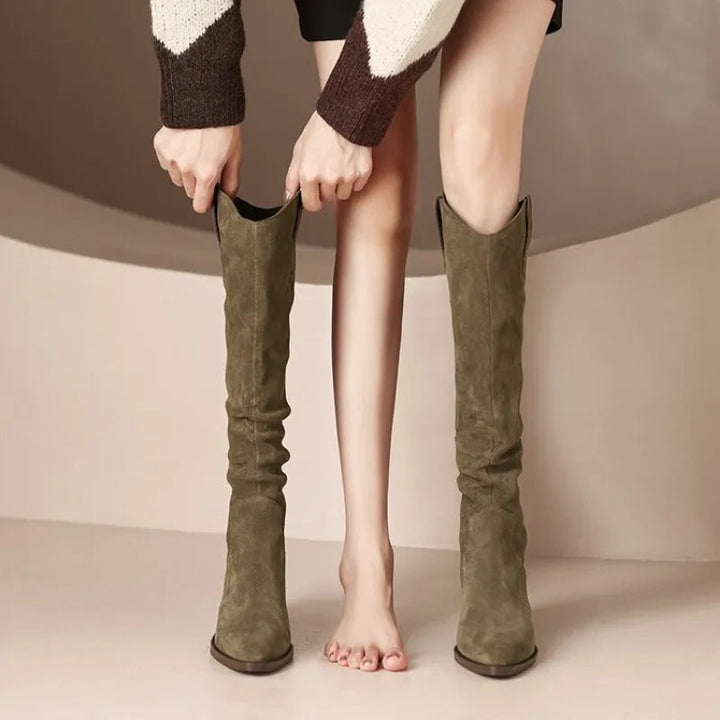 Women's Elegant Suede Boots with Vintage Ruffles (2)