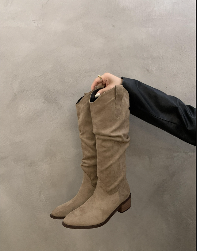 Women's Elegant Suede Boots with Vintage Ruffles in Beige Stil 1