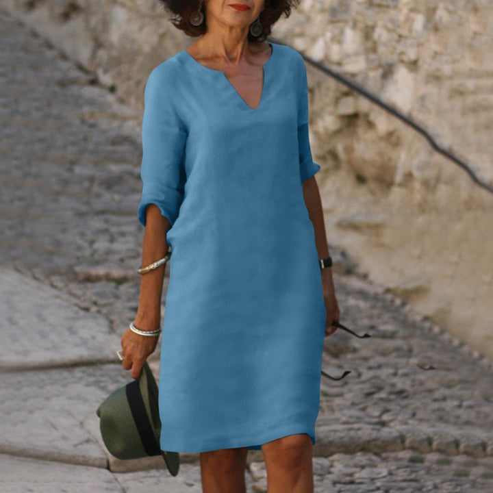 Women's Elegant V-Neck Dress for Fall Weddings in Light Blue