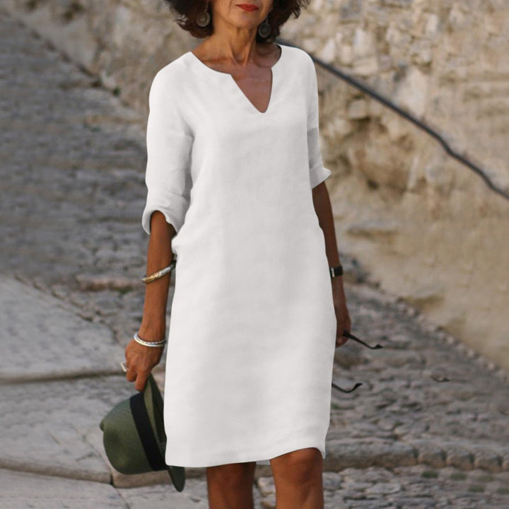 Women's Elegant V-Neck Dress for Fall Weddings in White