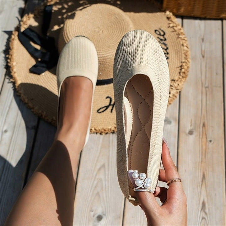 Women's Flats in Knit for Daily Comfort in White
