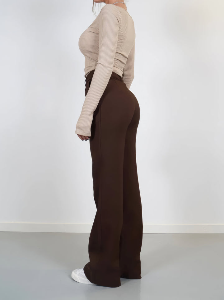 Women's High-Waist Pants with Flattering Fit in Brown 2