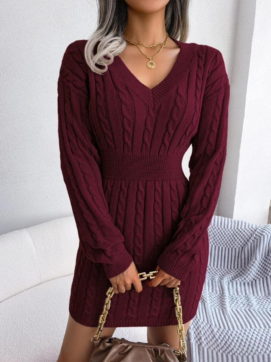 Women's Knitted Dress for Evening Cocktails in Burgunderrot