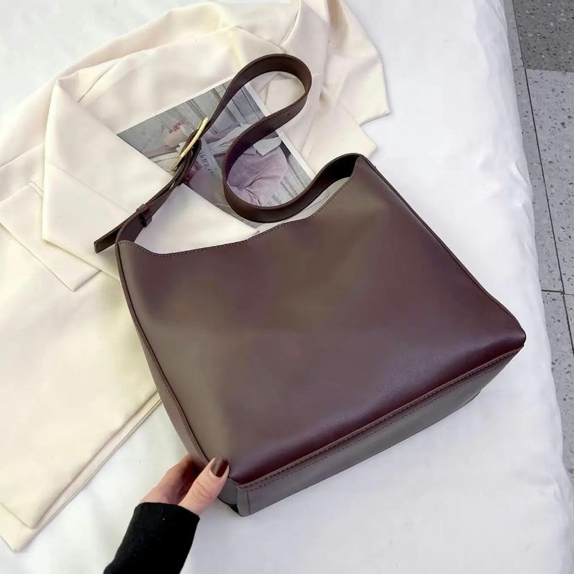 Women's Leather Bags with Classic Buckle in Dark Brown