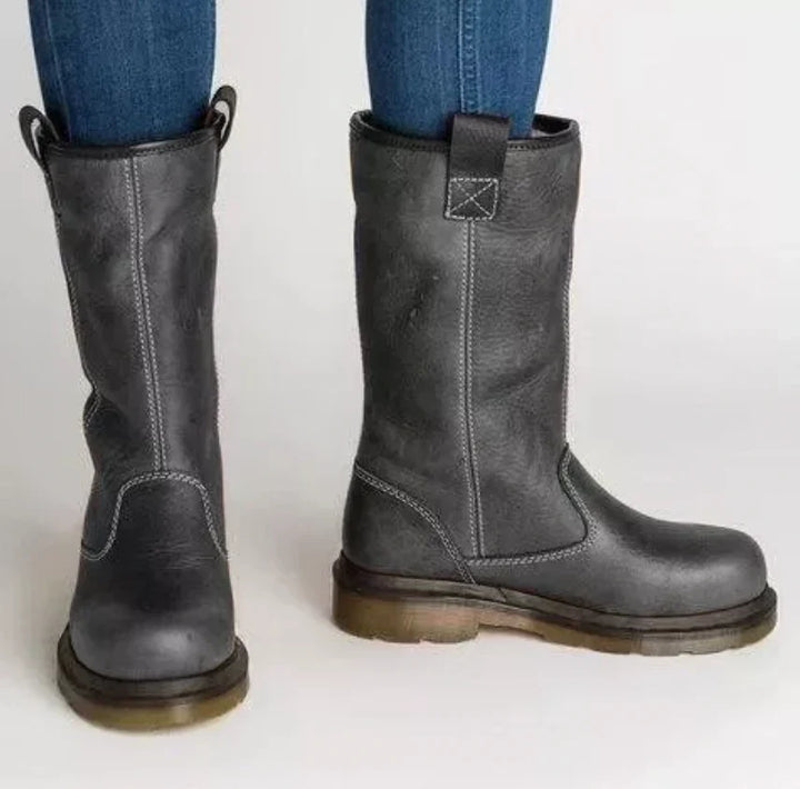 Women's Leather Boots for Fall Outfits in Grey