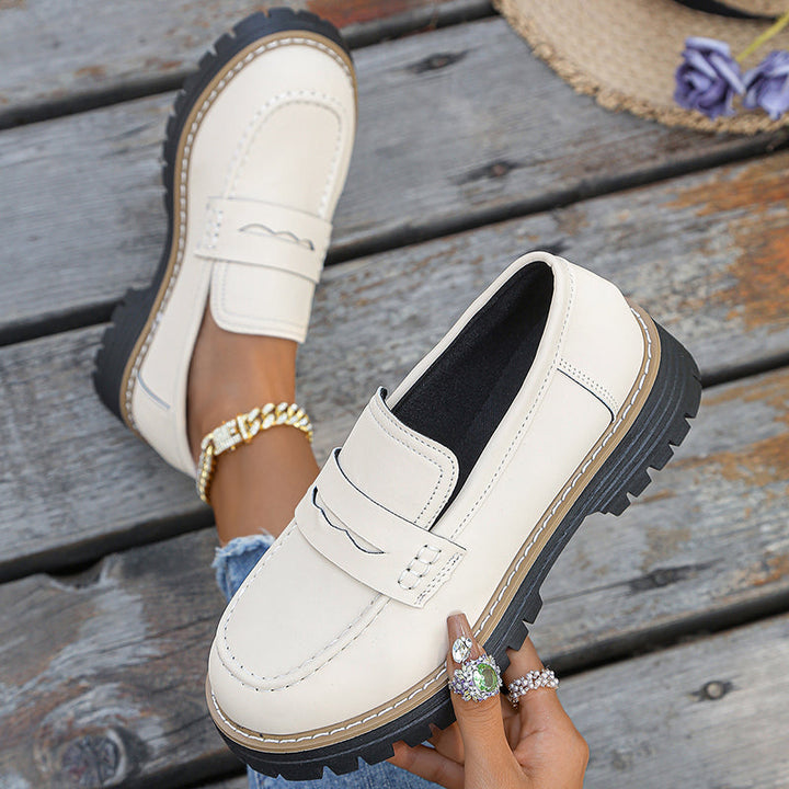Women's Leather Flats Cushioned Slip-On (6)