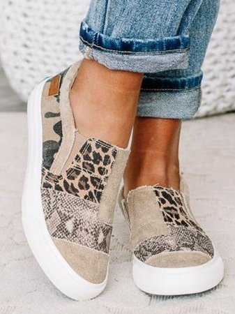 Women's Leather Flats for All-Day Comfort