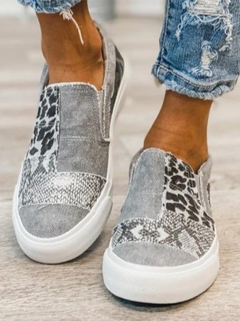 Women's Leather Flats for All-Day Comfort (7)