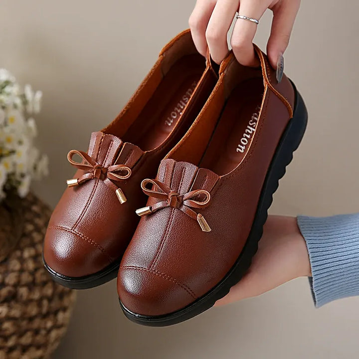 Women's Leather Flats for Elegant Everyday Wear (10)