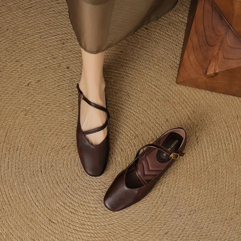 Women's Leather Flats for Everyday Comfort in Mocha