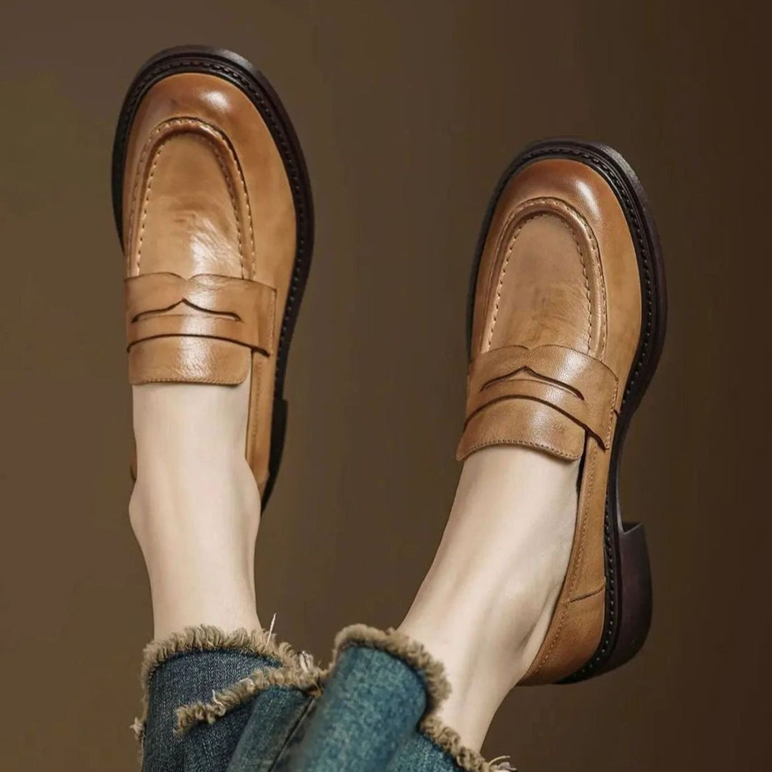 Women's Leather Flats in Sophisticated Loafer Style