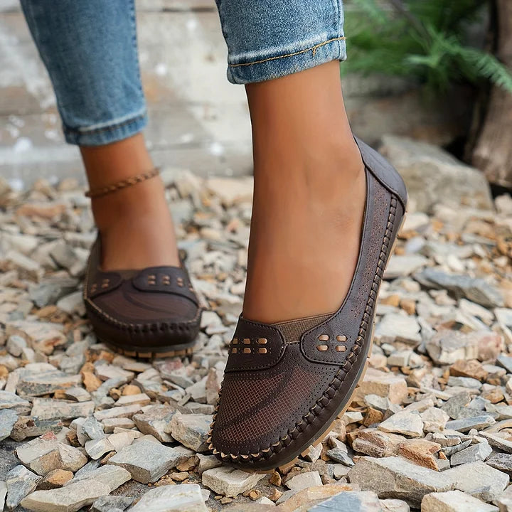 Women's Leather Flats Slip-On Everyday Comfort (11)