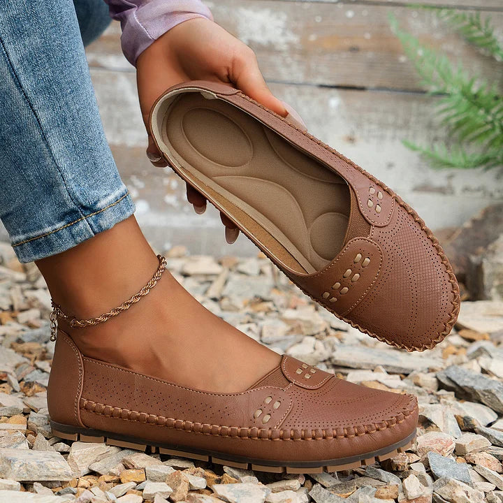 Women's Leather Flats Slip-On Everyday Comfort (9)