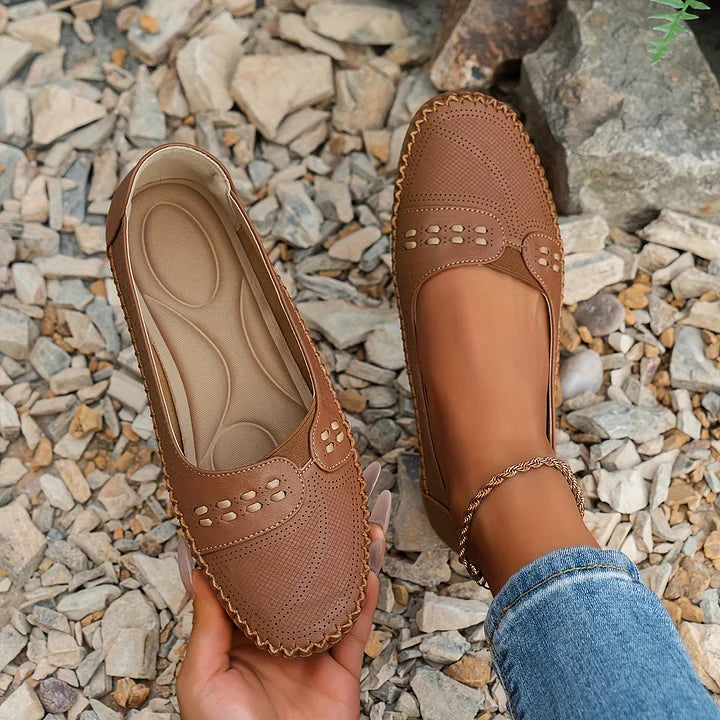 Women's Leather Flats Slip-On Everyday Comfort in Brown
