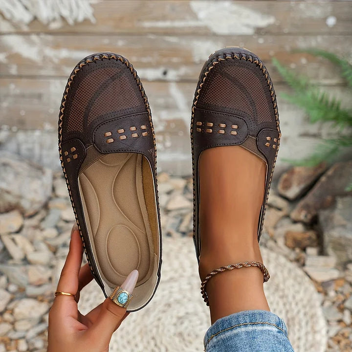 Women's Leather Flats Slip-On Everyday Comfort in Coffee