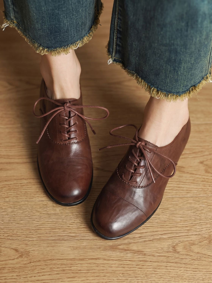 Women's Leather Flats with Classic Cap-Toe Design (13)