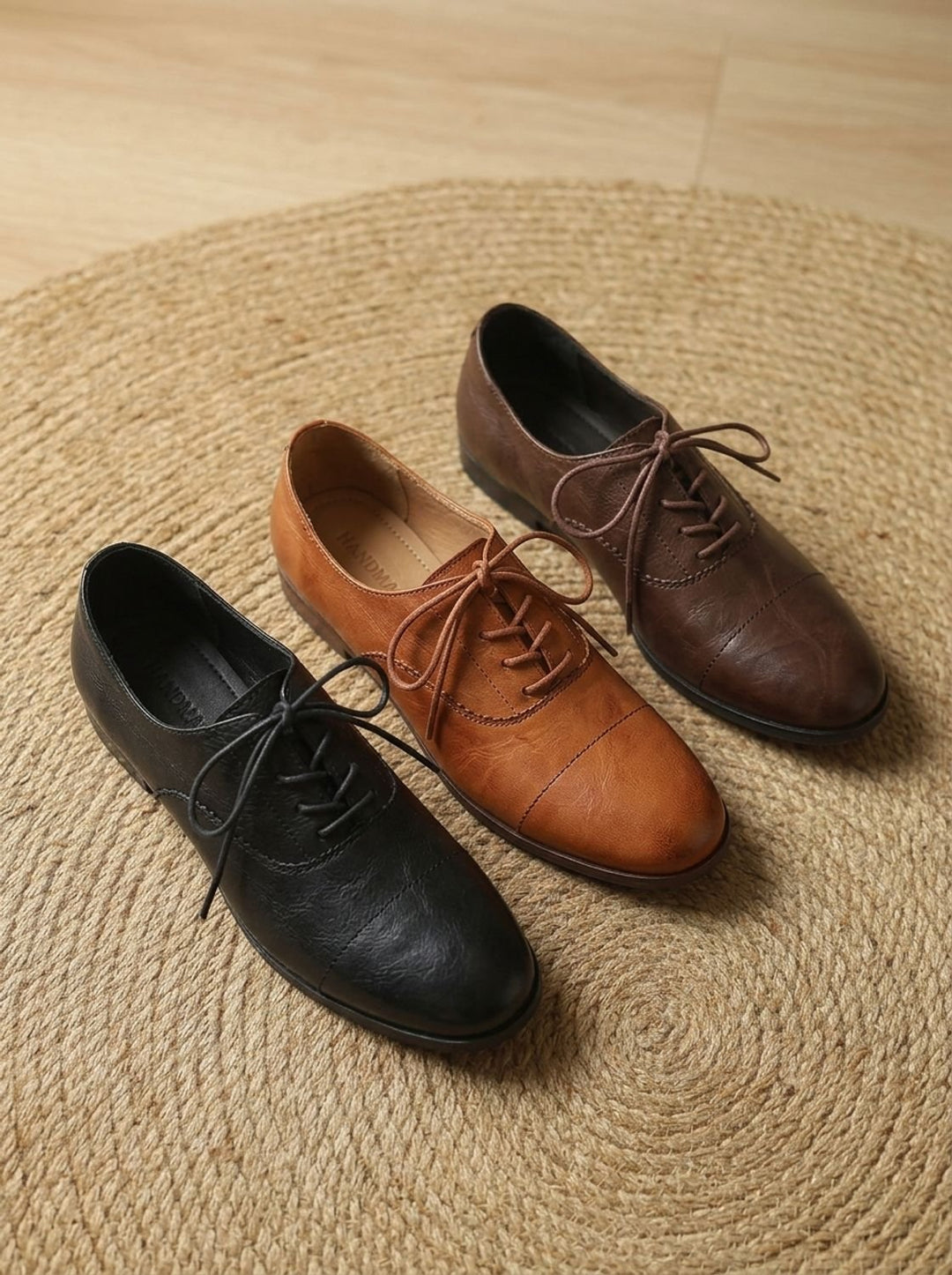 Women's Leather Flats with Classic Cap-Toe Design (17)