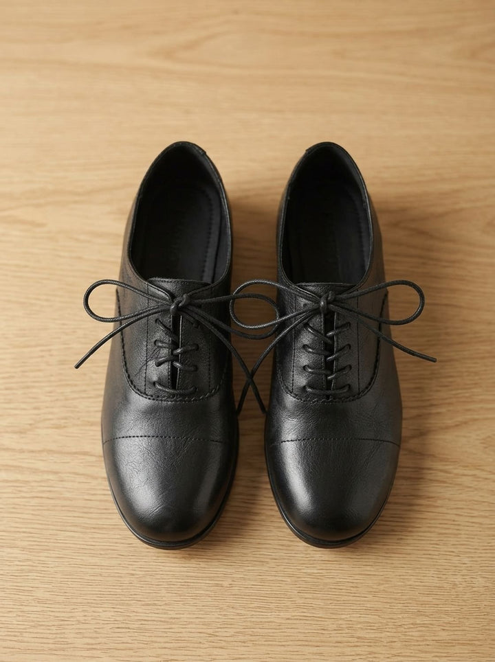 Women's Leather Flats with Classic Cap-Toe Design (18)